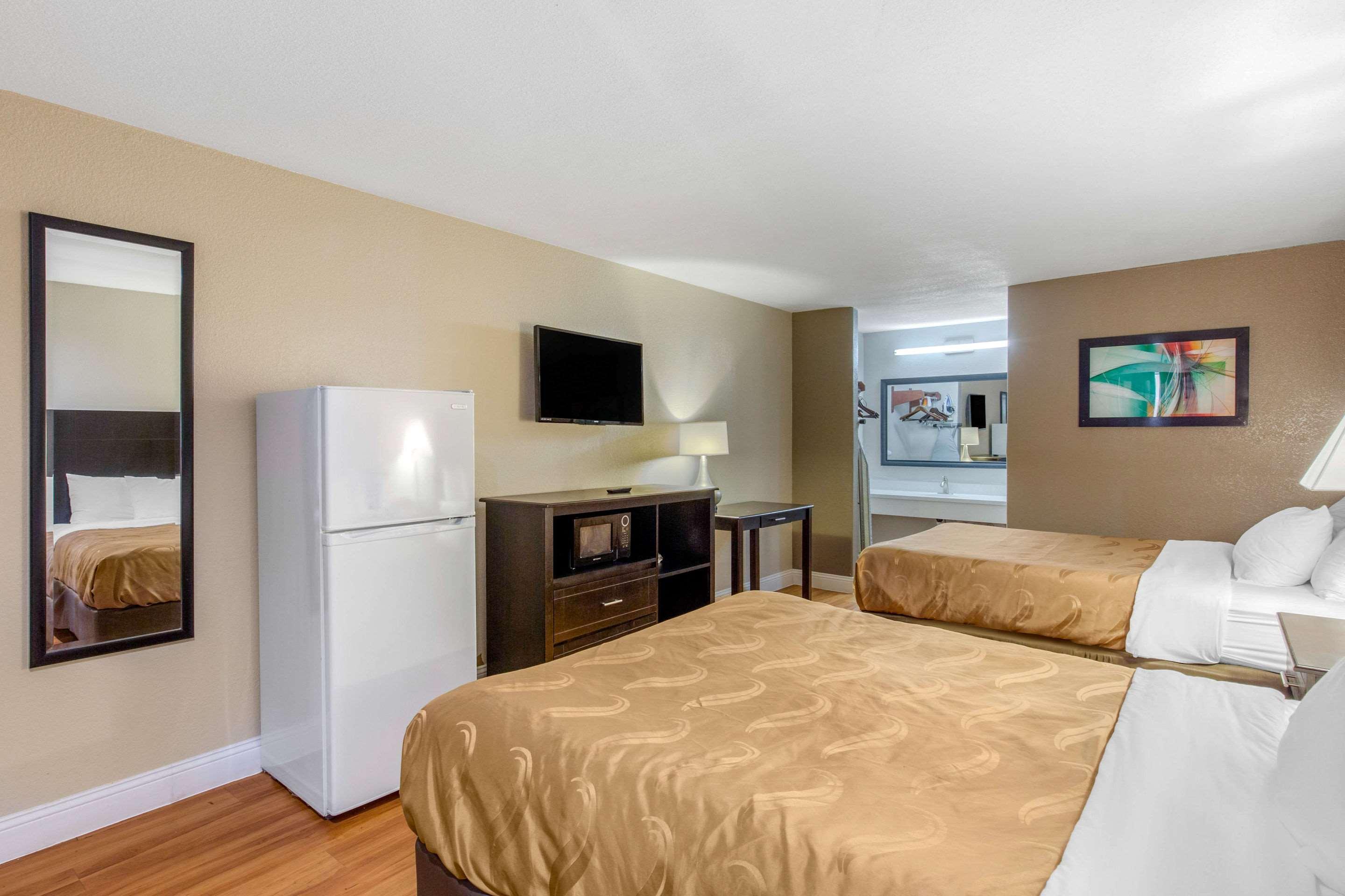 Quality Inn And Suites Port Arthur Nederland Ngoại thất bức ảnh
