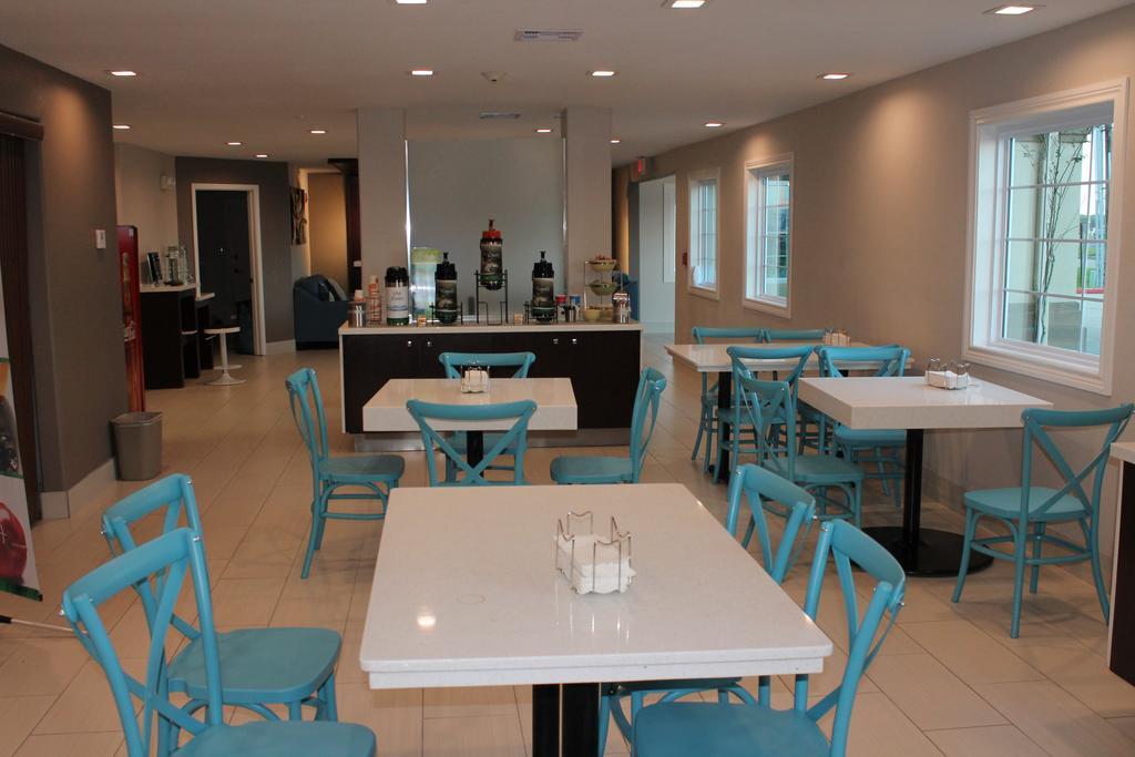 Quality Inn And Suites Port Arthur Nederland Ngoại thất bức ảnh