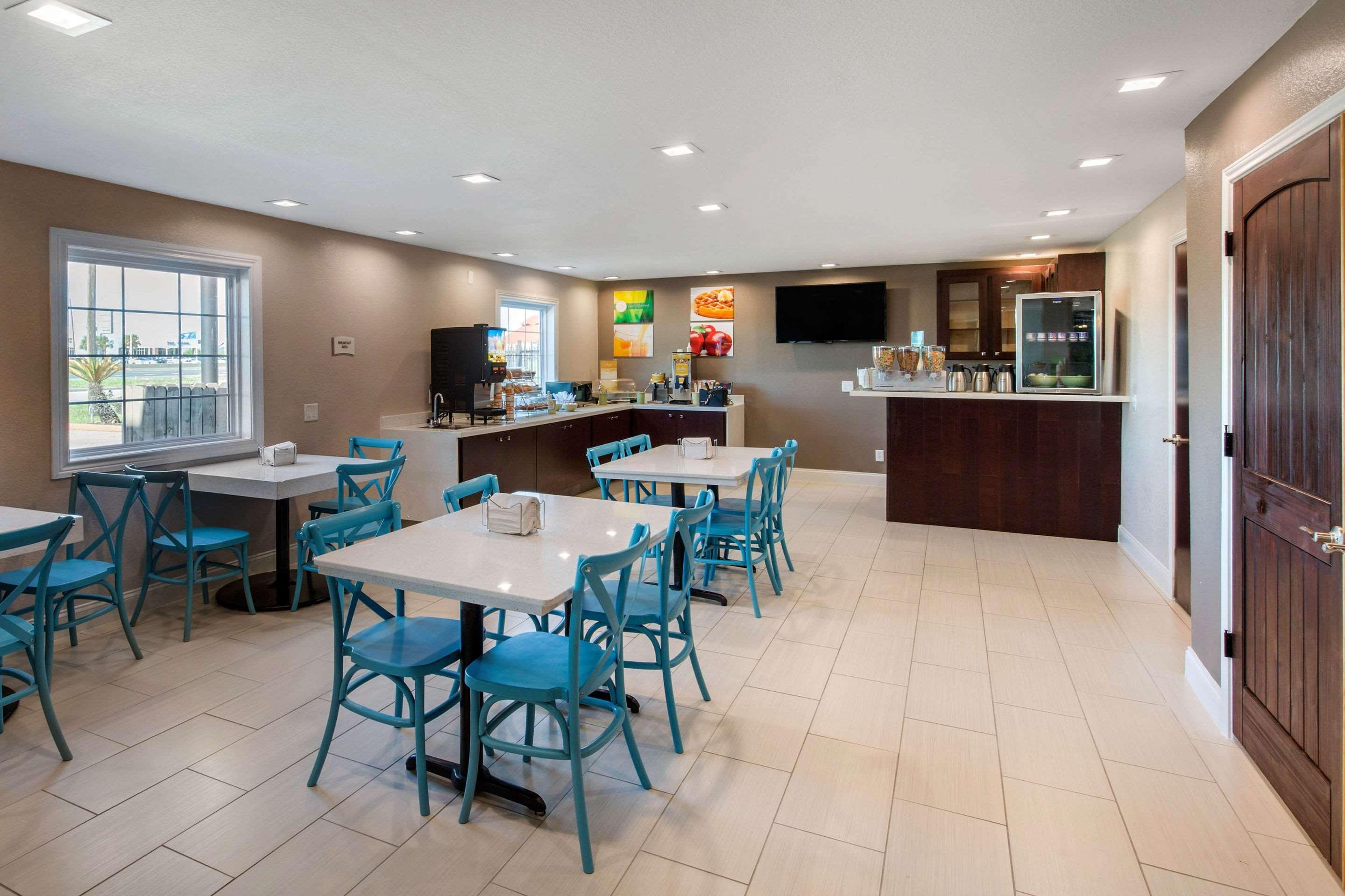 Quality Inn And Suites Port Arthur Nederland Ngoại thất bức ảnh